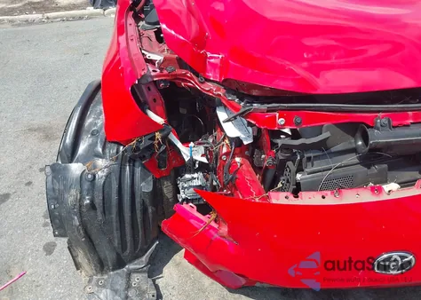 2023 Toyota Gr86 из США, поврежденный, VIN JF1ZNBB1XP9752083